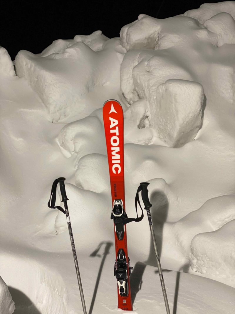 Skis courts adultes seuls